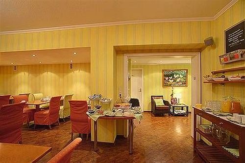 Rheinland Hotel Bonn Esterno foto